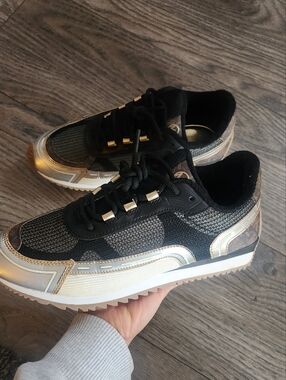 MICHAEL Michael Kors Black, Gold & Tan Byrdie Mixed-Media Trainer Womes 10M